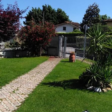 فيلا " La Casa Di Elena " بيتراسانتا المظهر الخارجي الصورة
